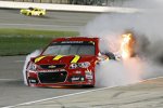 Jamie McMurray (Ganassi) brennt