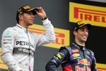 Lewis Hamilton (Mercedes) und Daniel Ricciardo (Red Bull) 