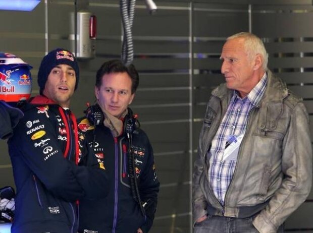 Titel-Bild zur News: Daniel Ricciardo, Christian Horner, Dietrich Mateschitz