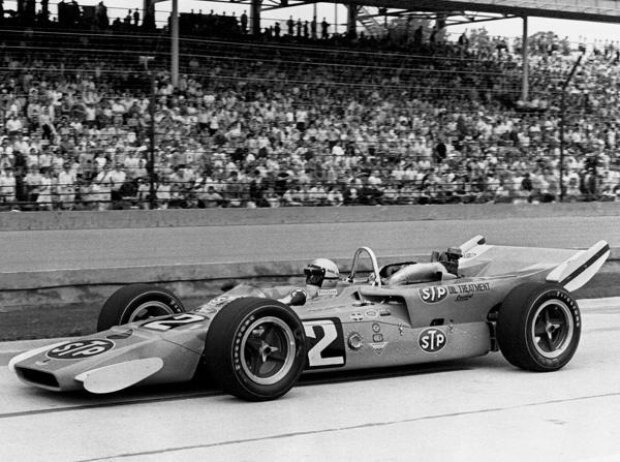Titel-Bild zur News: Mario Andretti 1969