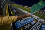 Start zum Truck-Rennen mit Kyle Busch und Matt Crafton in Reihe eins