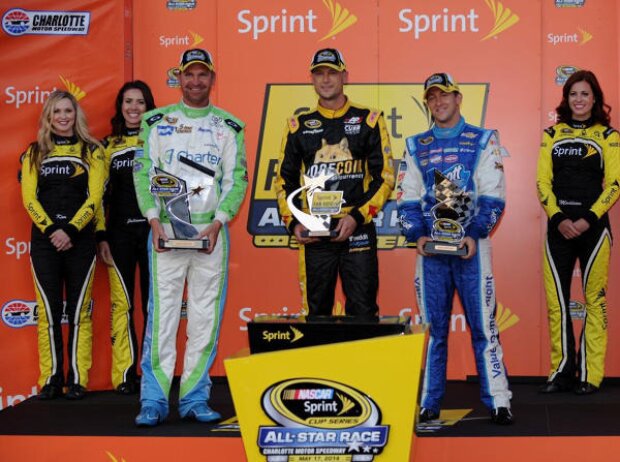 Clint Bowyer, Josh Wise, AJ Allmendinger Clint Bowyer, Josh Wise, AJ Allmendinger