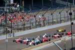 Start zum Freedom 100, dem Indy-Lights-Saisonhöhepunkt auf dem Indianapolis Motor Speedway