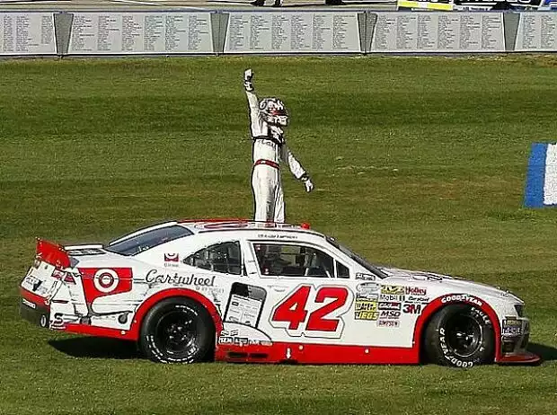 Kyle Larson Titel-Bild zur News: Kyle Larson