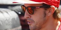 Bild zum Inhalt: Alonso spürt "Leere" ohne Schumacher