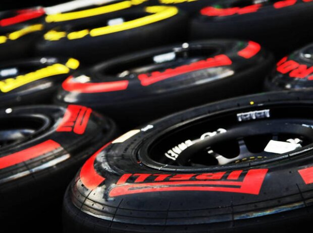 Titel-Bild zur News: Pirelli-Reifen: Soft und Supersoft