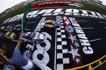 Start zum Coca-Cola 600 mit Jimmie Johnson (Hendrick) und und Brad Keselowski (Penske) in Reihe eins