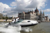 Bild zum Inhalt: Rasante Donau-Bootsfahrt: DTM-Piloten erkunden Budapest