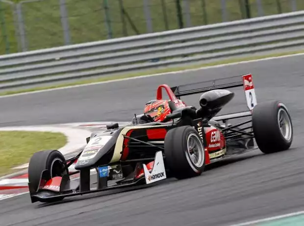 Esteban Ocon Titel-Bild zur News: Esteban Ocon