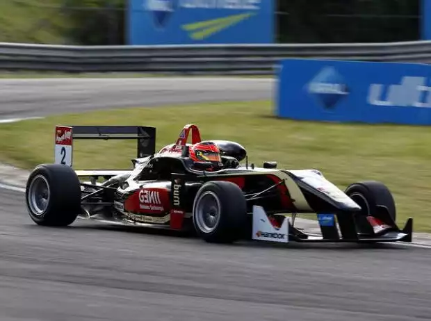 Esteban Ocon Titel-Bild zur News: Esteban Ocon