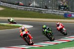 Daniel Pedrosa vor Pol Espargaro und Andrea Dovizioso 