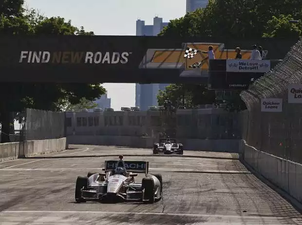 Helio Castroneves, Will Power Titel-Bild zur News: Helio Castroneves, Will Power
