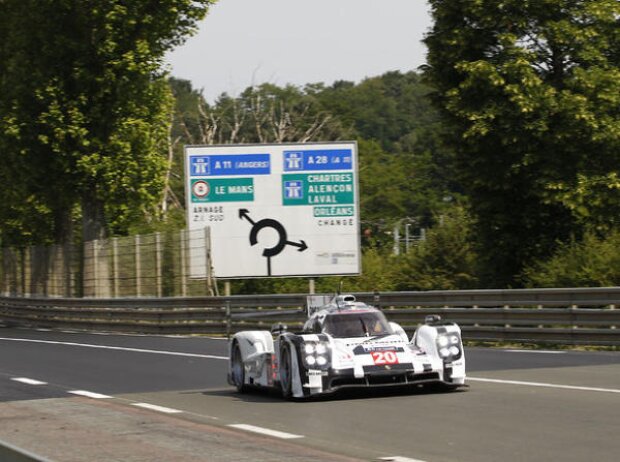 Brendon Hartley, Mark Webber, Timo Bernhard Brendon Hartley, Mark Webber, Timo Bernhard