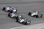 Three-Wide-Racing mit Will Power (Penske), Tony Kanaan (Ganassi) und Josef Newgarden (Fisher)