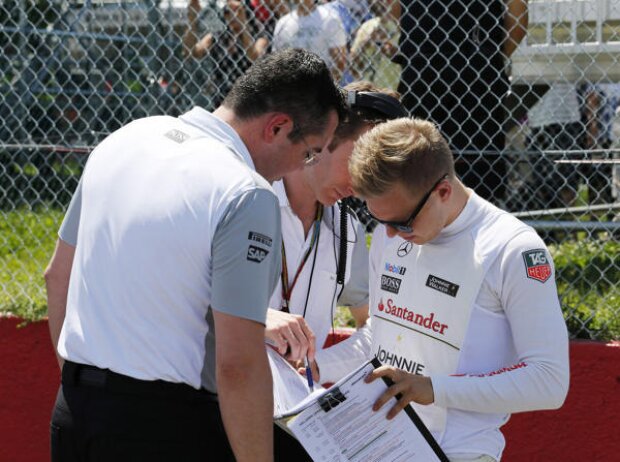 Eric Boullier, Kevin Magnussen