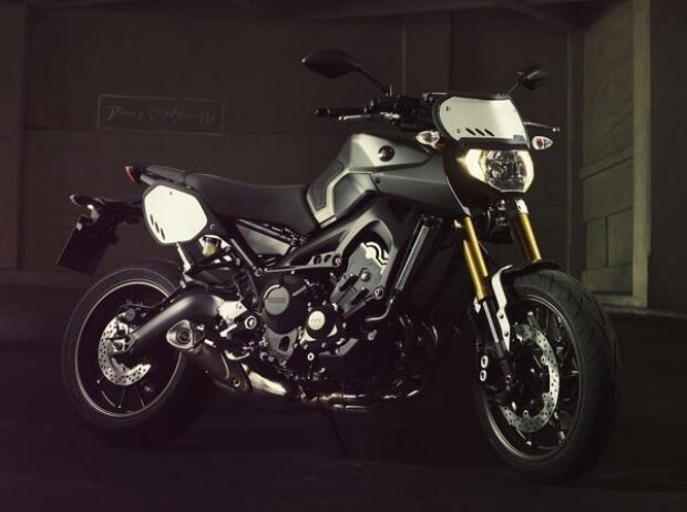 Yamaha MT-09 Street Tracker Yamaha MT-09 Street Tracker