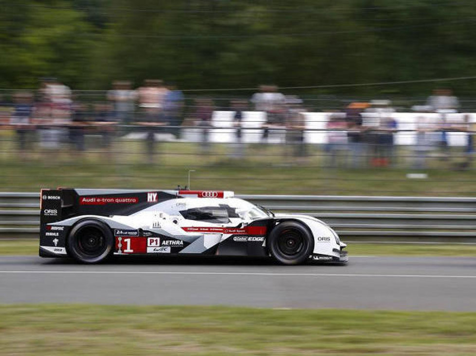 Lucas di Grassi, Loic Duval, Tom Kristensen