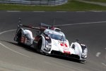Filipe Albuquerque, Marco Bonanomi und Oliver Jarvis (Audi) 