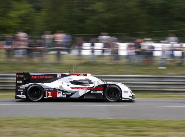 Lucas di Grassi, Loic Duval, Tom Kristensen Lucas di Grassi, Loic Duval, Tom Kristensen