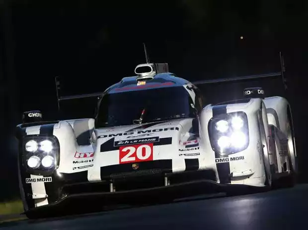 Timo Bernhard, Mark Webber, Brendon Hartley Titel-Bild zur News: Timo Bernhard, Mark Webber, Brendon Hartley
