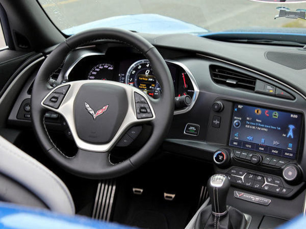 Chevrolet Corvette Stingray Convertible