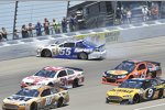 Brian Vickers (Waltrip) crasht in Runde 1