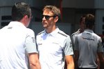 Eric Boullier und Jenson Button (McLaren) 