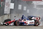 Takuma Sato (Foyt) mit Unfall