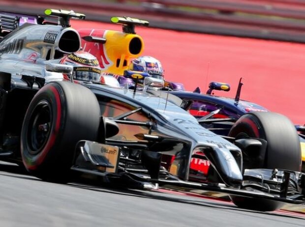 Titel-Bild zur News: Kevin Magnussen, Daniel Ricciardo