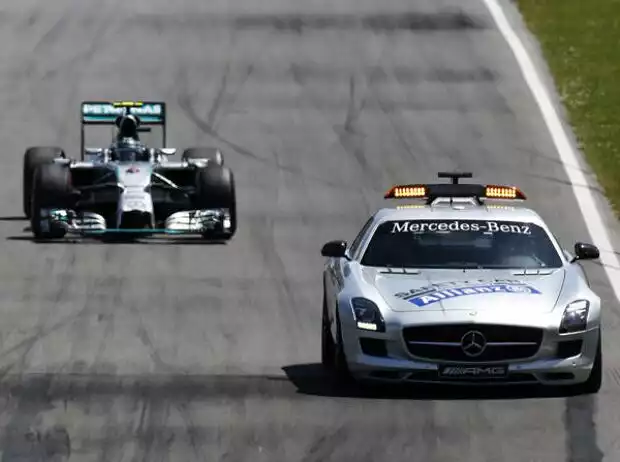 Nico Rosberg, Sebastian Vettel Titel-Bild zur News: Nico Rosberg, Sebastian Vettel