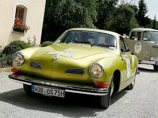 Karmann Ghia Typ 14 bei der Donau Classic Titel-Bild zur News: Karmann Ghia Typ 14 bei der Donau Classic