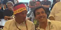 Bild zum Inhalt: Formel-1-Live-Ticker: Tag 23.429 - Fußball vereinigt!