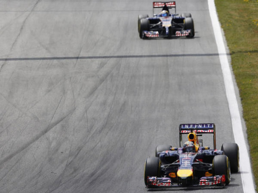 Sebastian Vettel, Jean-Eric Vergne Toro Rosso Red Bull
