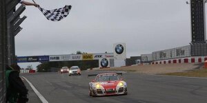 VLN: Zweiter Saisonsieg für den Firkadelli-Porsche