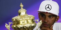 Bild zum Inhalt: Rätselraten in Silverstone: Hamilton und der Pokal