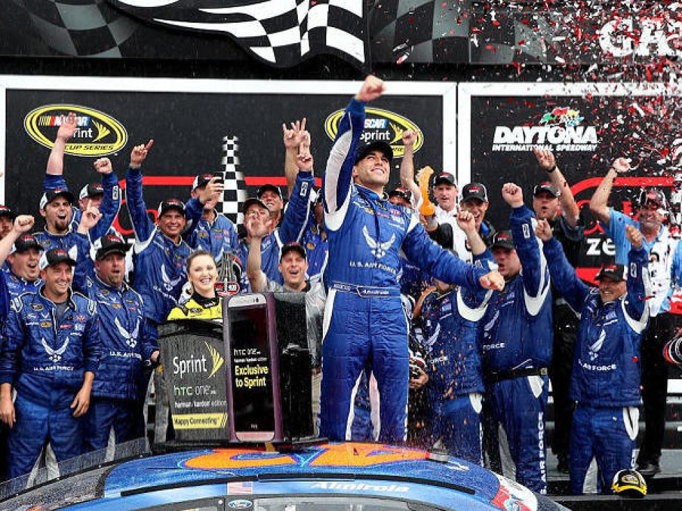 Aric Almirola