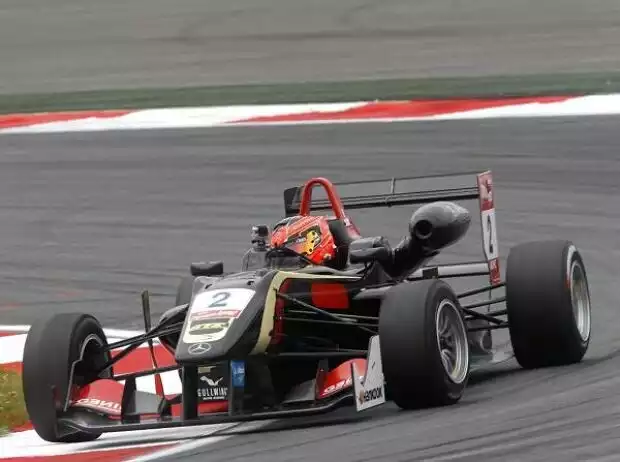 Esteban Ocon Titel-Bild zur News: Esteban Ocon