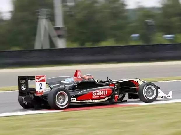Esteban Ocon Titel-Bild zur News: Esteban Ocon