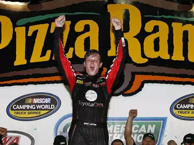Erik Jones Titel-Bild zur News: Erik Jones