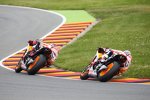 Daniel Pedrosa hinter Marc Marquez (Honda)