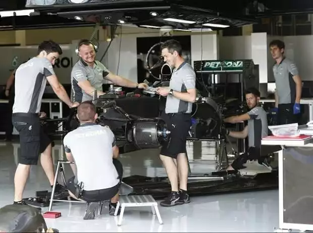 Mercedes, Box Titel-Bild zur News: Mercedes, Box