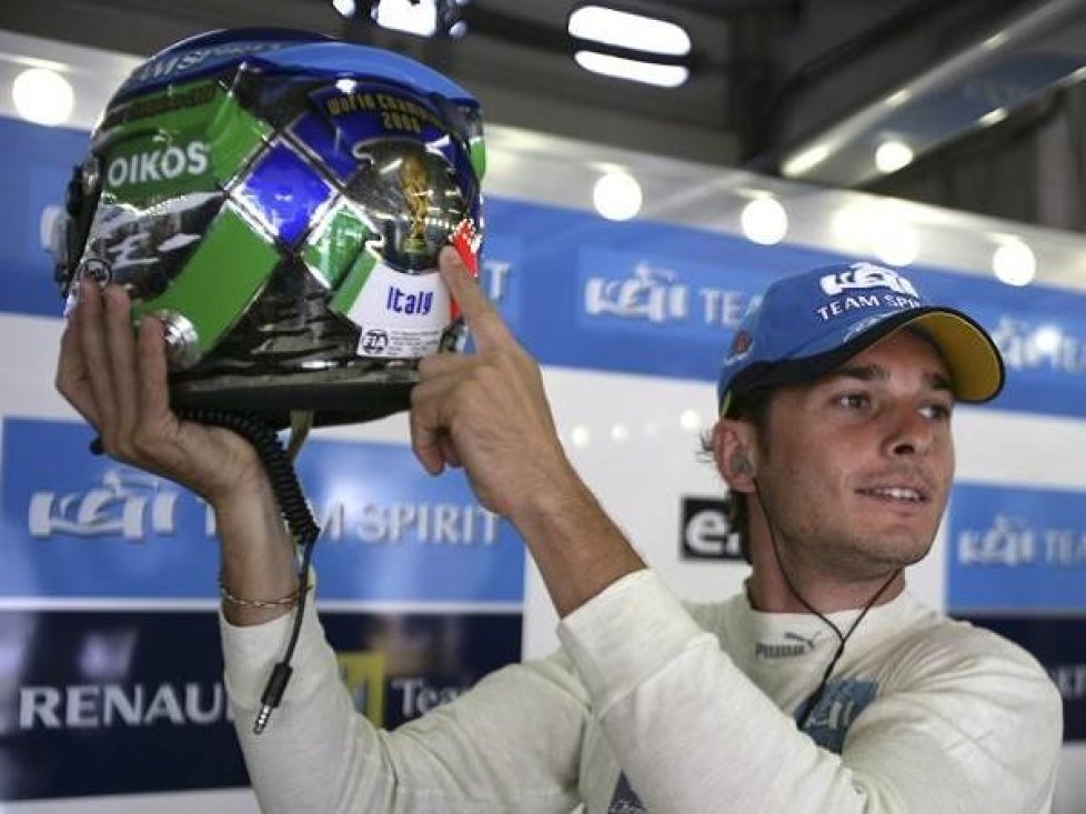 Giancarlo Fisichella, Helm, WM-Pokal, FIFA