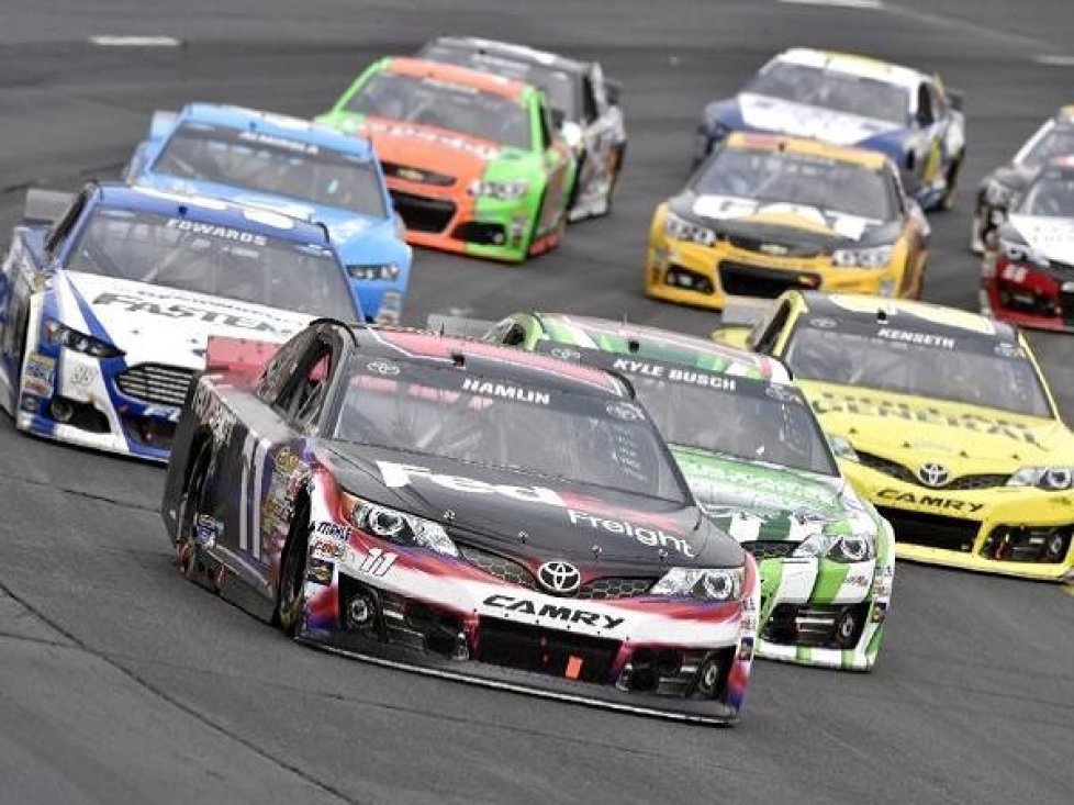 11-13 July, 2014, Loudon, New Hampshire USA Denny Hamlin ? 2014, Nigel Kinrade