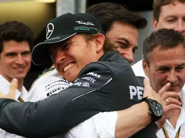 Nico Rosberg, Toto Wolff Titel-Bild zur News: Nico Rosberg, Toto Wolff