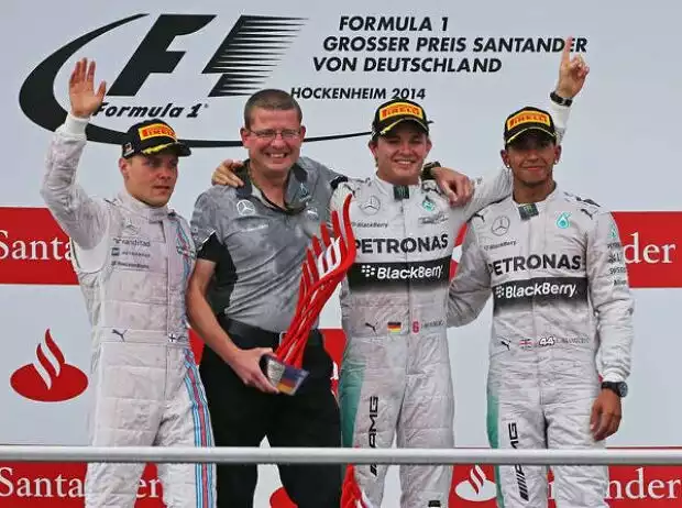 Titel-Bild zur News: Valtteri Bottas, Nico Rosberg, Lewis Hamilton