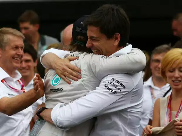 Nico Rosberg, Toto Wolff Titel-Bild zur News: Nico Rosberg, Toto Wolff