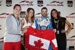 James Hinchcliffe (Andretti) und Mitglieder des kanadischen Eishockey-Teams