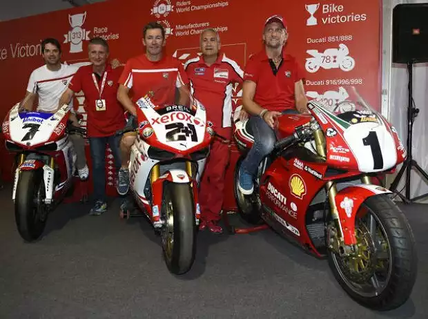 Carlos Checa, Troy Bayliss, Carl Fogarty Titel-Bild zur News: Carlos Checa, Troy Bayliss, Carl Fogarty