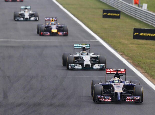 Titel-Bild zur News: Jean-Eric Vergne, Nico Rosberg, Sebastian Vettel