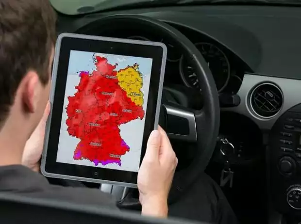 Auch Autofahrer sollten Unwetterwarnungen ernst nehmen Titel-Bild zur News: Auch Autofahrer sollten Unwetterwarnungen ernst nehmen